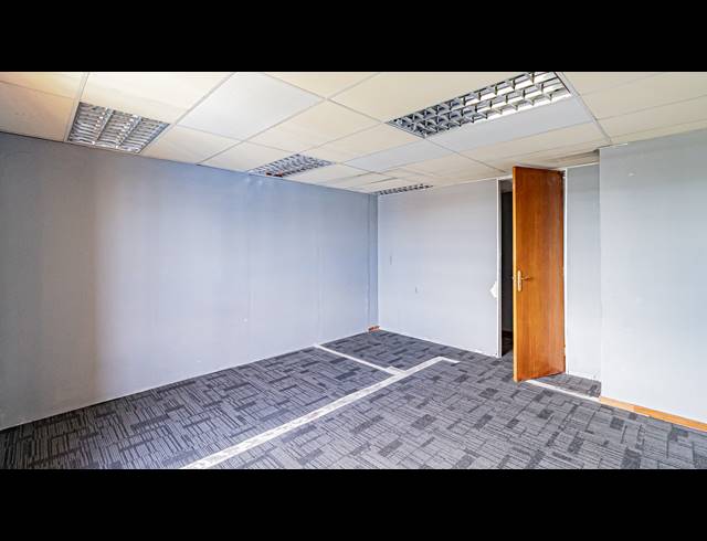 1,702M² OFFICE FOR SALE IN KENSINGTON B